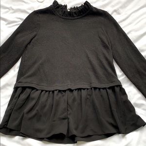 Black 3/4 length sleeve sweater